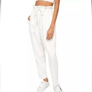 Free People Margate White Pleated Trousers Paper Bag Ankle Crop Pants Medium